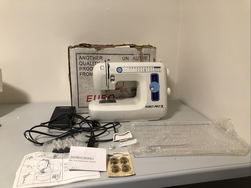 Euro Pro X Sewing Machine Europro 415qv 415 Qv W/ Pedal Rare