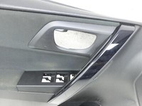 Toyota Auris E18 15-18 Kombi Türverkleidung Türpappe Links Vorne Toyota Auris E18 15-18 01.06.2015 gebraucht Vorschau 2