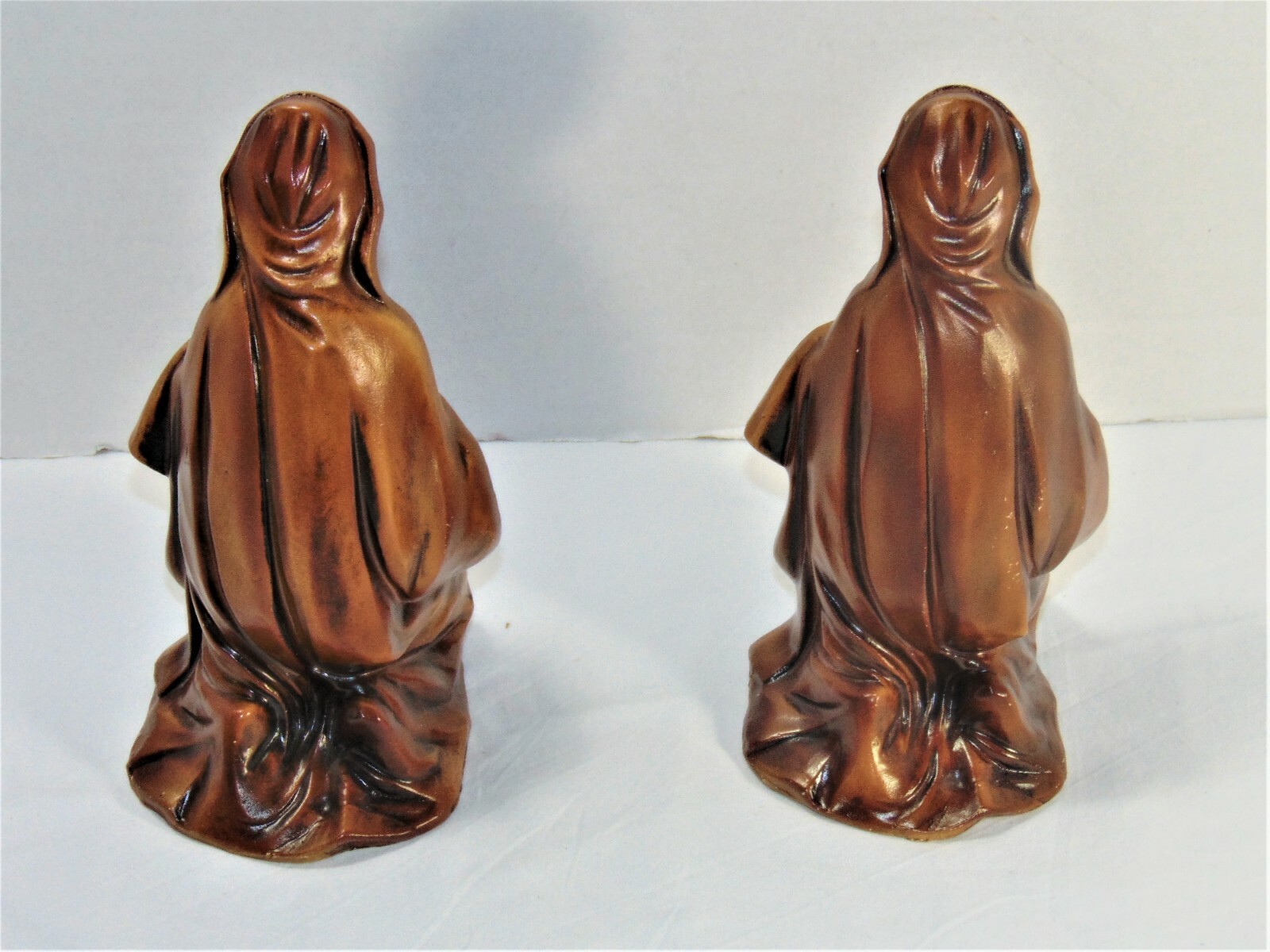 Pair of Fine A Quality Madonna Virgin Mary figurine Vintage 6.5
