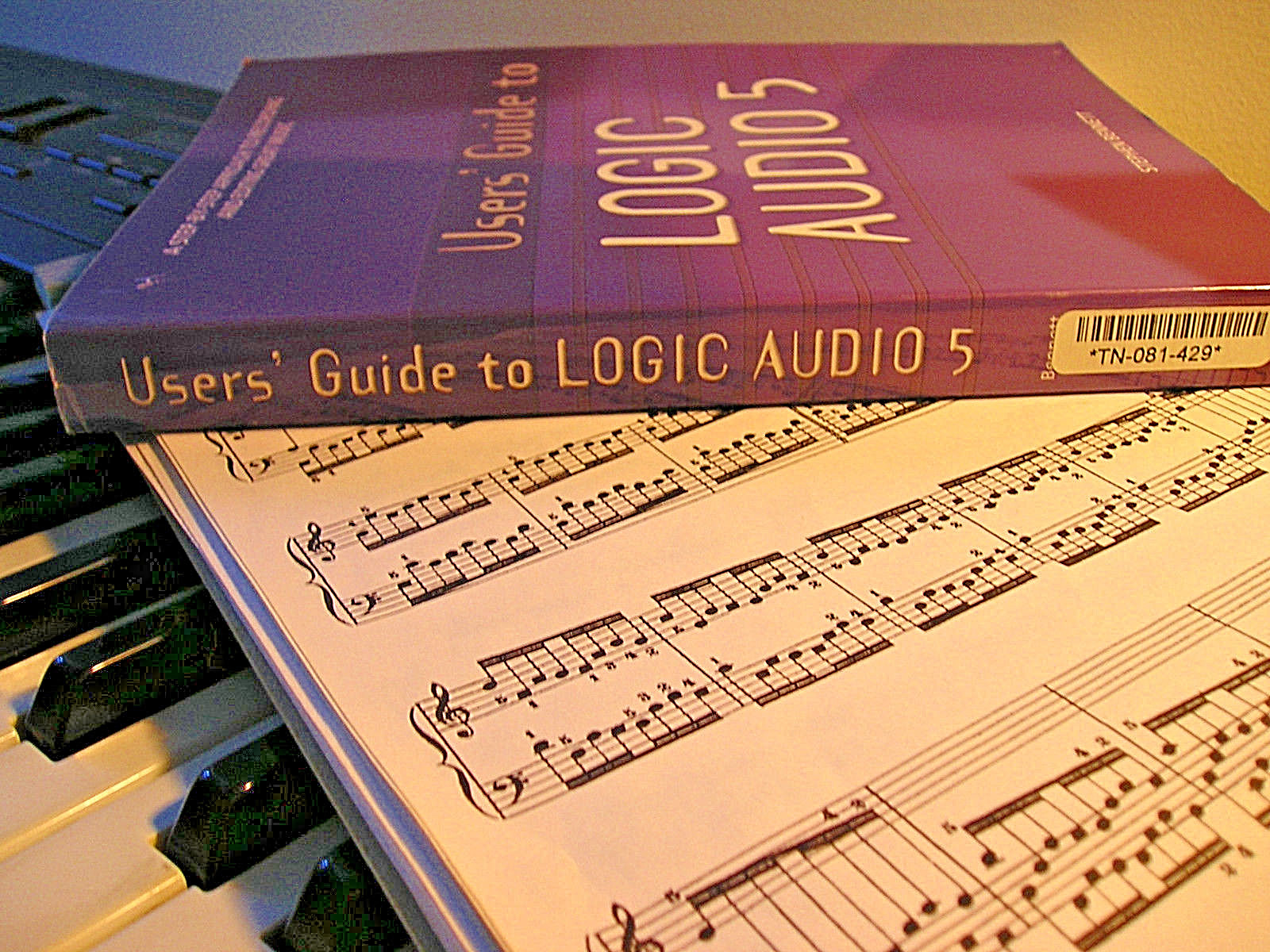 Users’ Guide to Logic 5 Audio (Mac/PC) – CLEAN – FREE SHIPPING