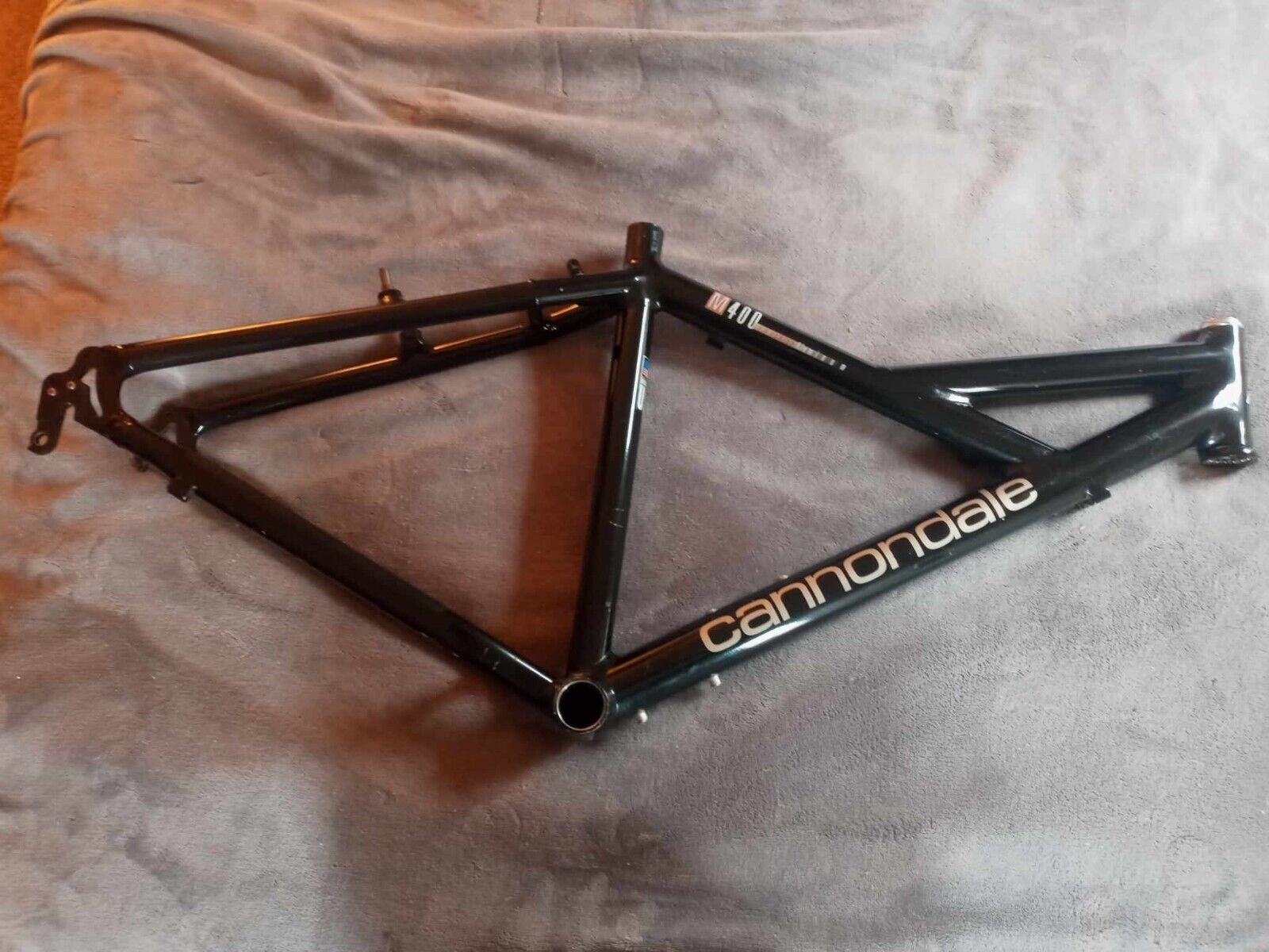 Cannondale M400 3.8 Series Aluminum Mountain Bike Frame | eBay Cannondale M400 3.8 Series Aluminum Mountain Bike Frame | eBay