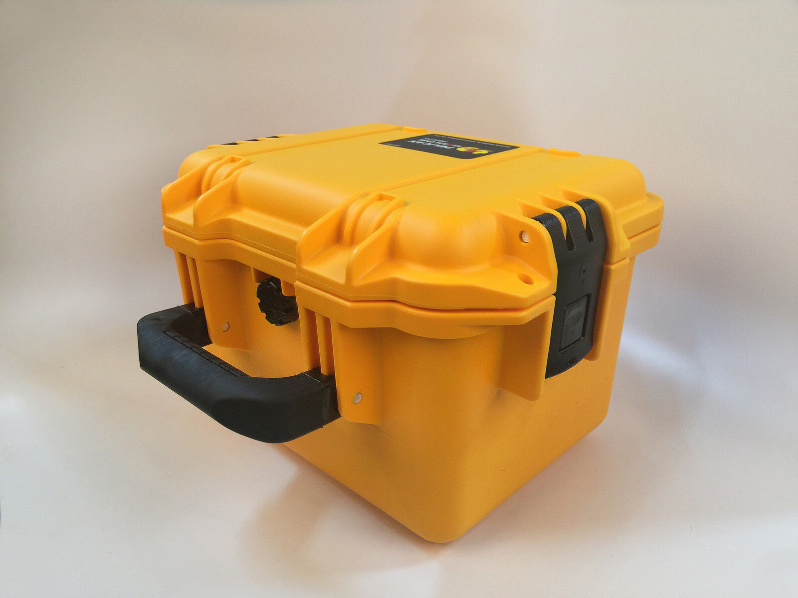 Pelican iM2075 Storm Case with Foam (Yellow) | eBay Pelican iM2075 Storm Case with Foam (Yellow) | eBay