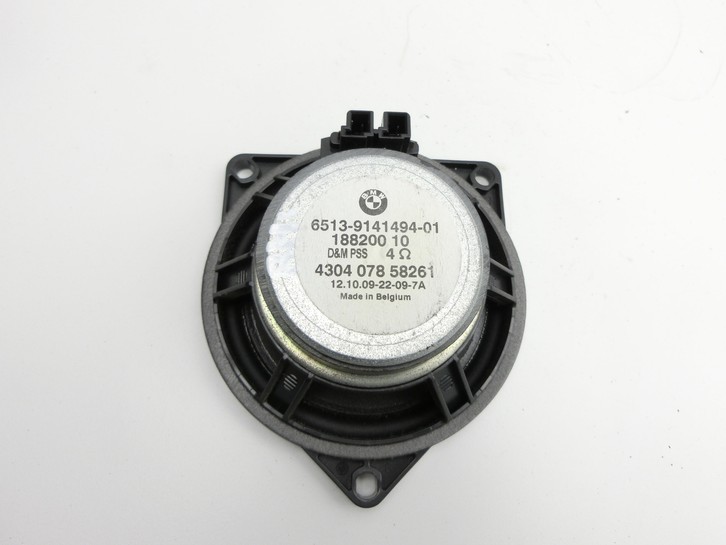 BMW E81 1er 118i LCI 07-13 3T Lautsprecher Rechts Hinten f. Kofferraum BMW E81 1er 118i LCI 07-13 27.10.2009... Vorschau 3