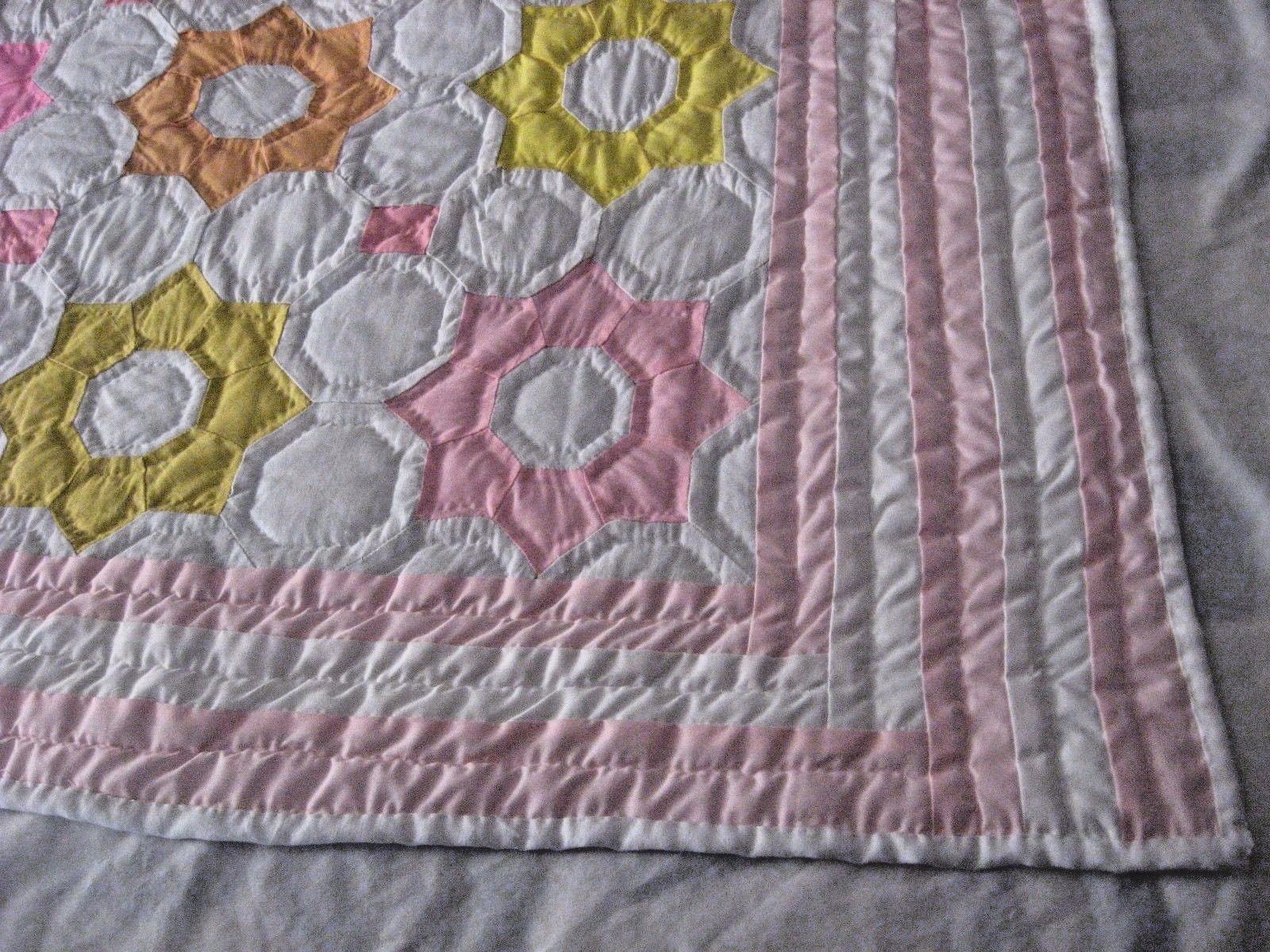 Beautiful Homemade Friendship Flower Garden Quilt all Hand Quilted 80