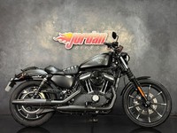 2016 Harley-Davidson Sportster 883 XL883N Iron 883