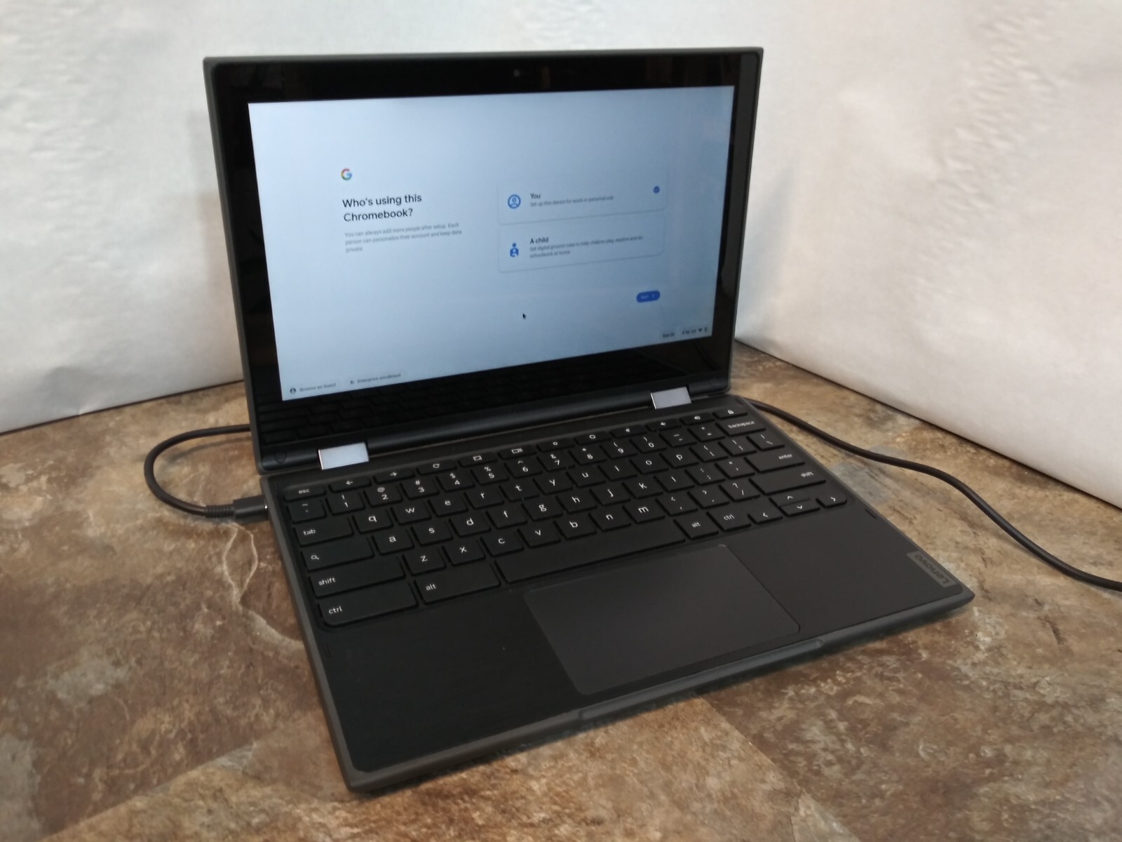 Lenovo Chromebook 300e 2nd Gen 11.6 Lenovo Chromebook 300e 2nd Gen 11.6