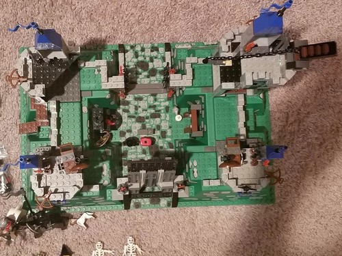 LEGO Royal Castle Special Edition (10176) Extremely rare!  EUC