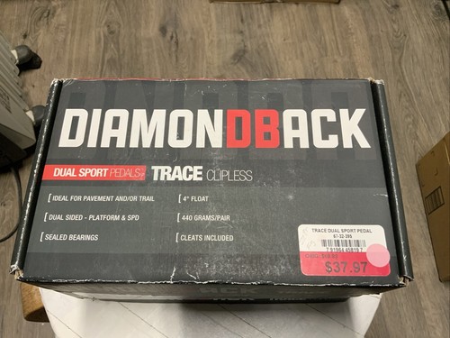 Diamondback Trace Dual Sport Clipless Pedals W/Cleats