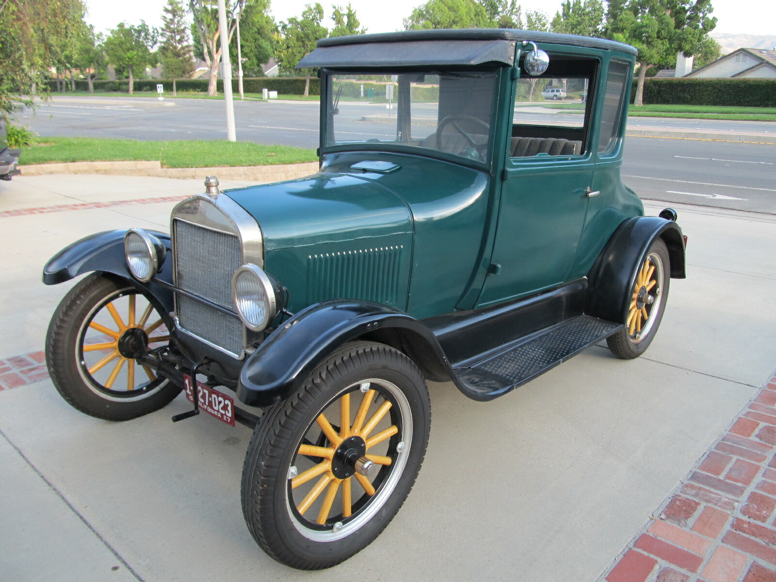 1927 Ford Model T 1927 Model T Ford Coupe (enclosed trailer available at extra cost)