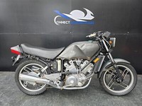 YAMAHA XZ550 IMPORT CLASSIC RESTORATION BIKE HPI CLEAR