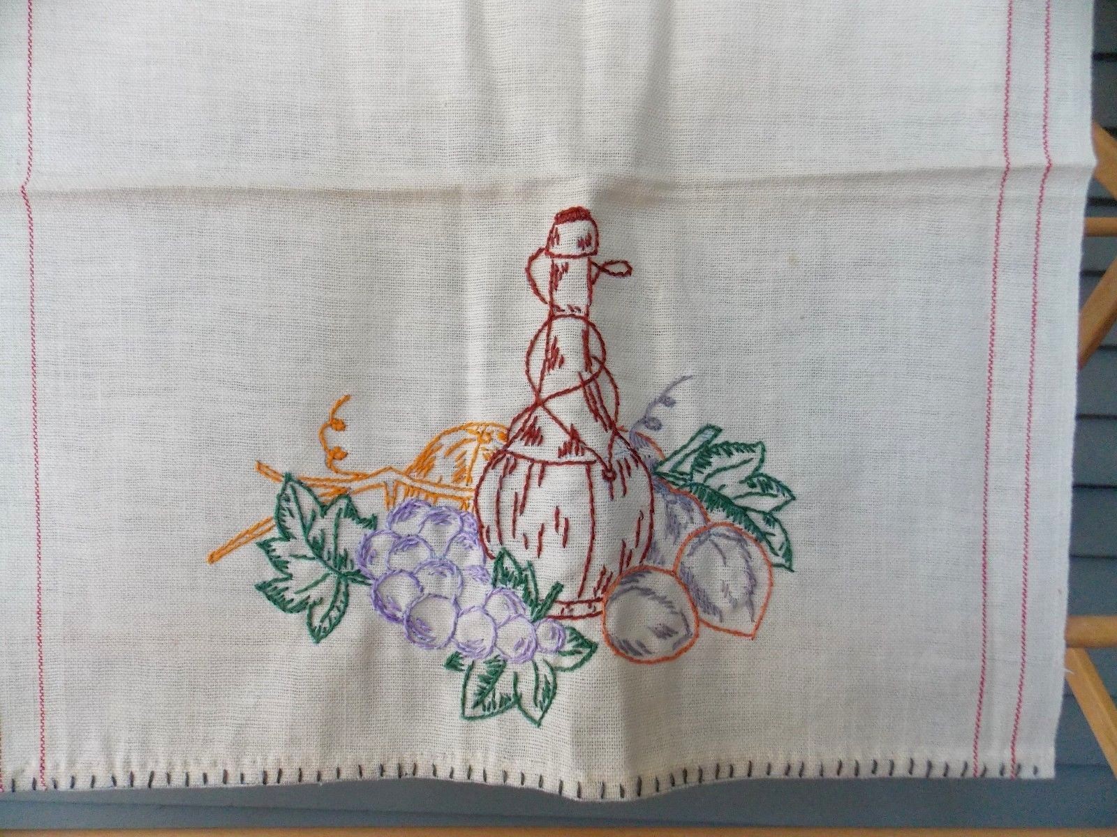 Vintage Handmade Embroidered Tea Towel Wine Bottle Grapes