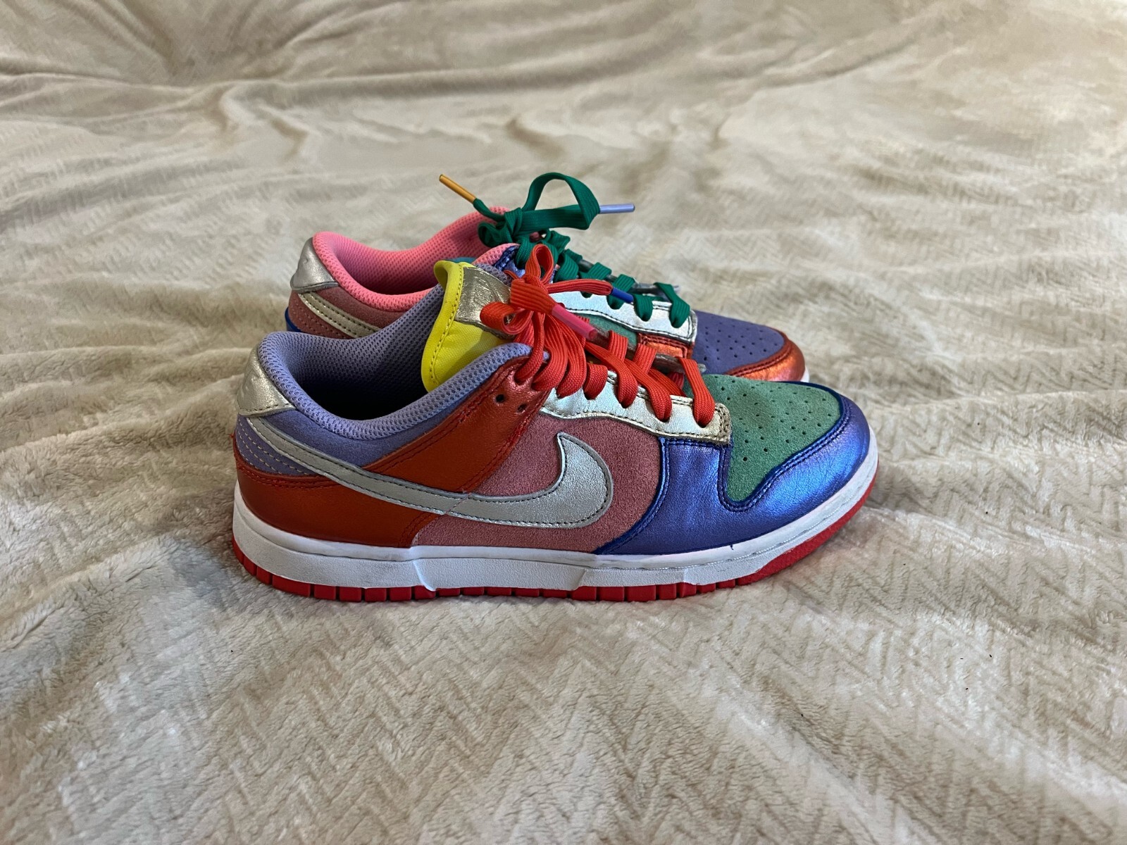 W NIKE DUNK LOW SE SIZE 7 | eBay