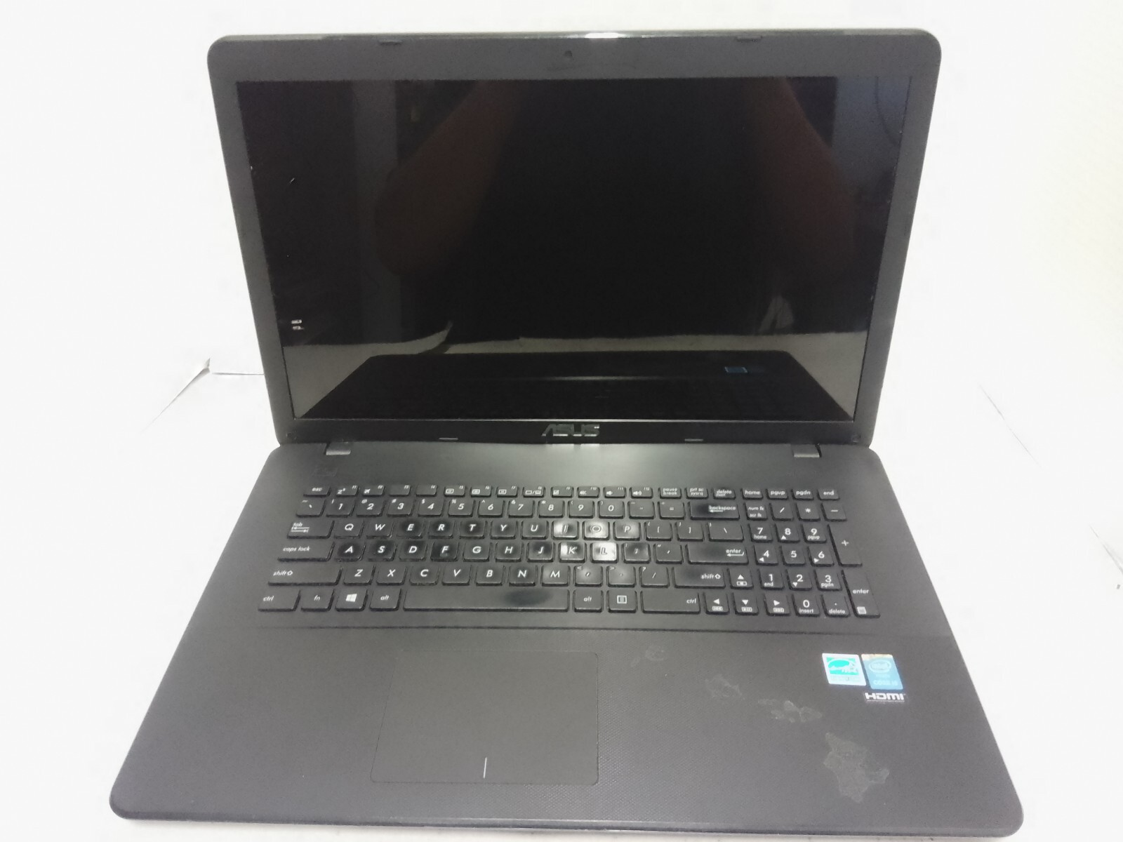 Laptop Asus Nomor Model X751L