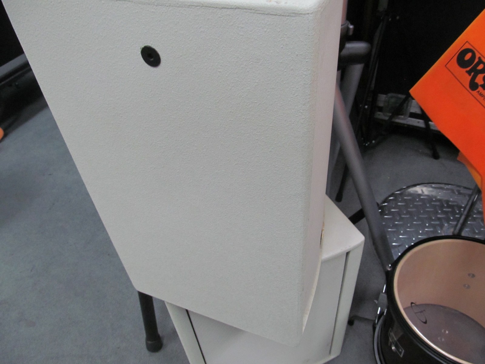 Peavey White Sanctuary Series SSE10 Speakers Pair (2)