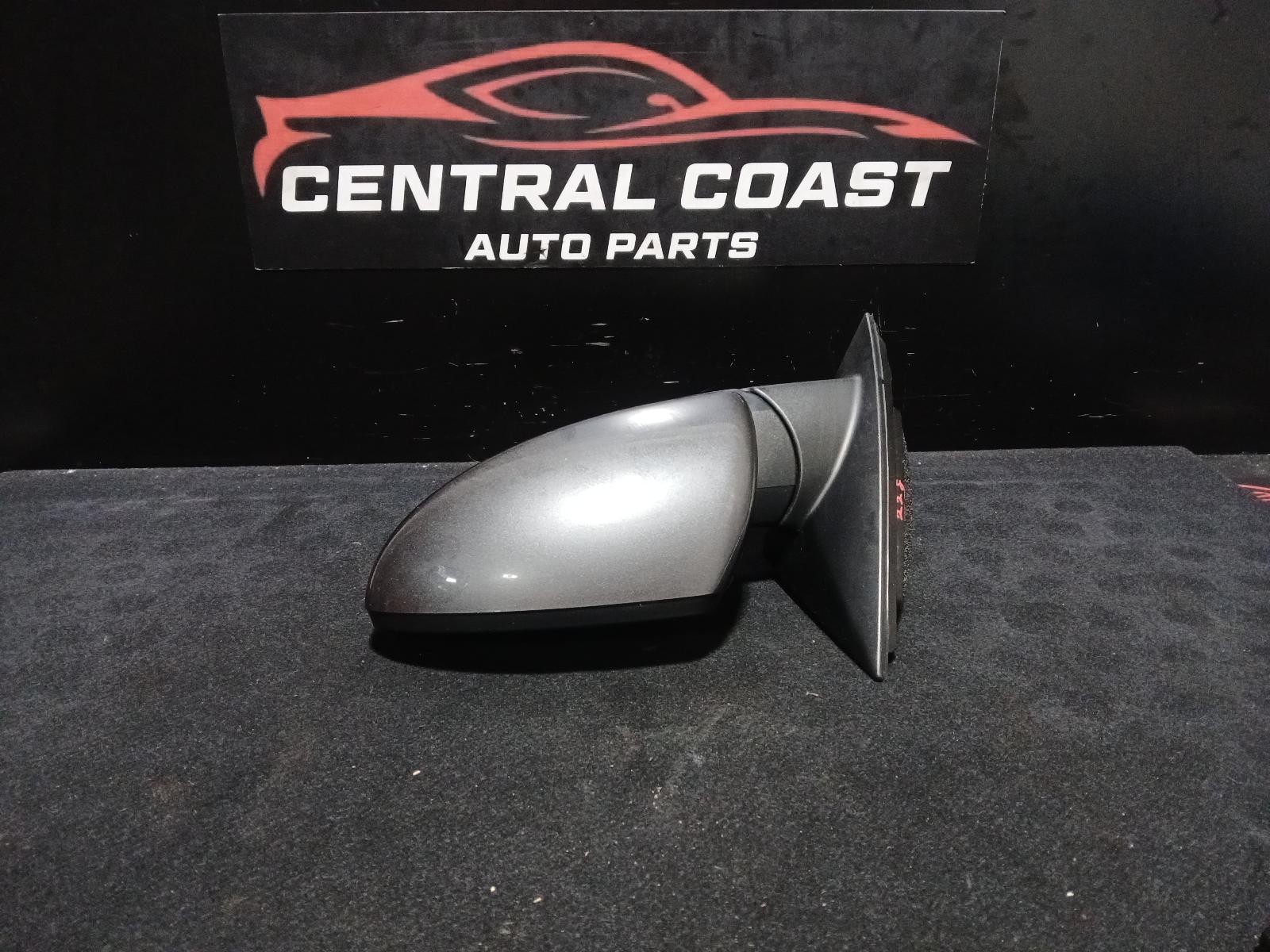2023 Kia Cerato LEFT DOOR MIRROR BD COLOUR CODED MANUAL FOLD NON BLIND SPOT TYPE image 6