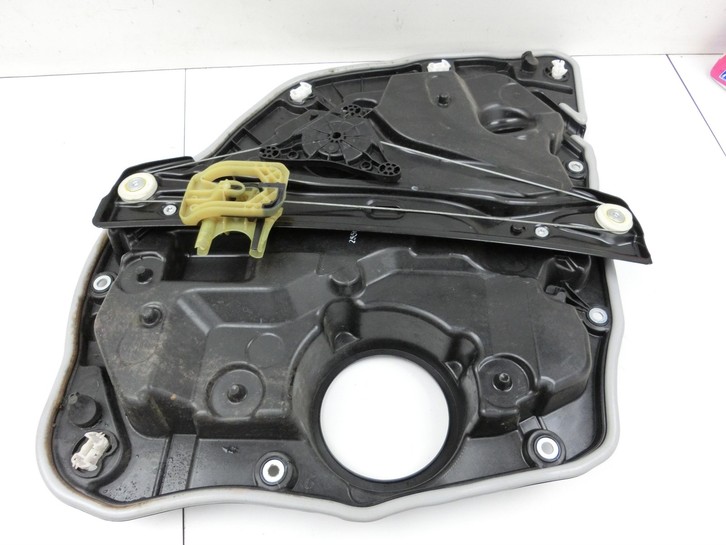 BMW G21 320dx 3er 19-22 Kombi Fensterheber o. FH-Motor Hinten Rechts BMW G21 320dx 3er 19-22 17.09.2020 8498856... Vorschau 4