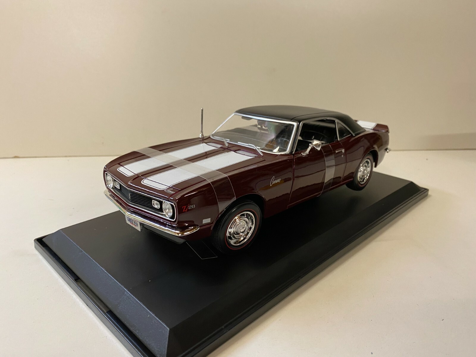 1968 Chevrolet Chevy Camaro Z/28 Coupe Maroon, Maisto Model Car, 1:18 Model 1968 Chevrolet Chevy Camaro Z/28 Coupe Maroon, Maisto Model Car, 1:18 Model