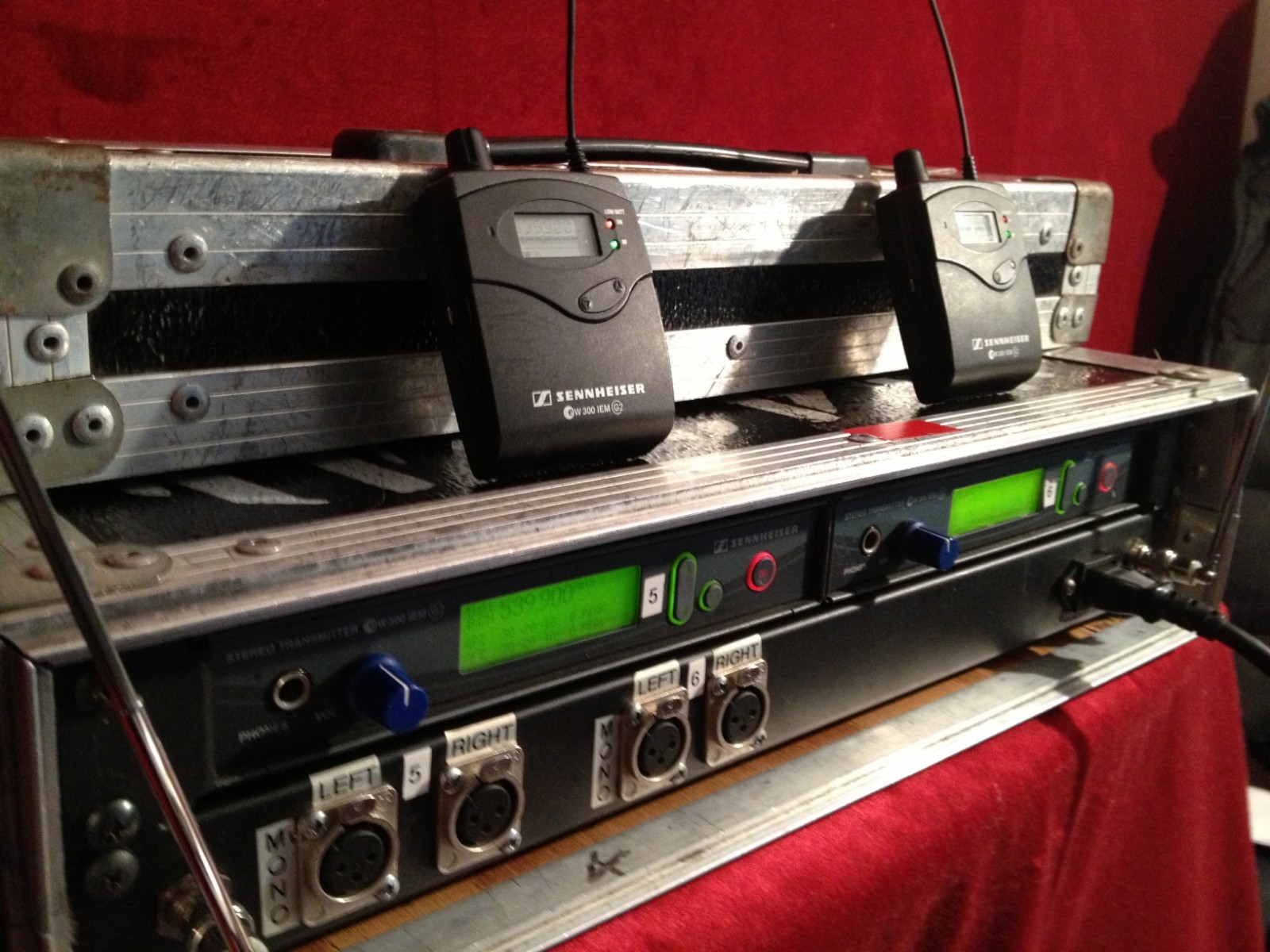 Mini Tour Pack Sennheiser ew300 IEM G2 (A) Frequency Range (518-554MHz) w/case