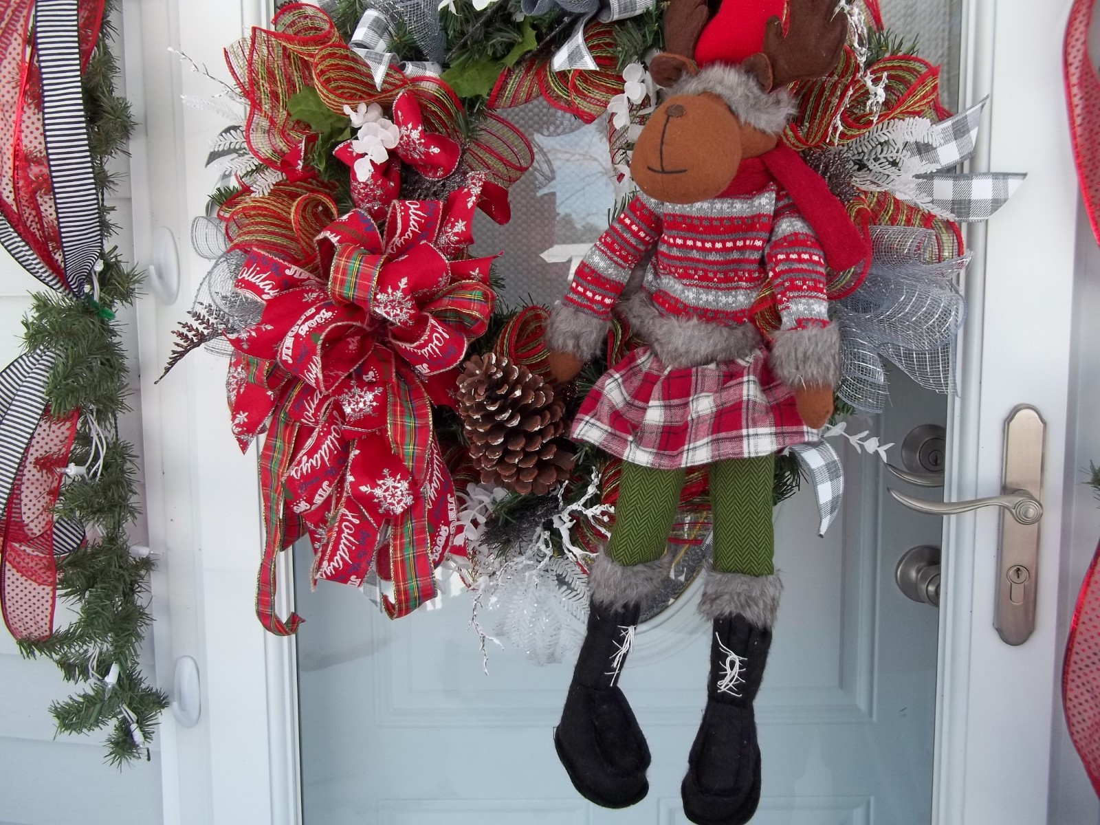 XL ~MOOSE~WINTER~ WREATH~BOW~RIBBONS~MESH~STEMS~RIBBONS