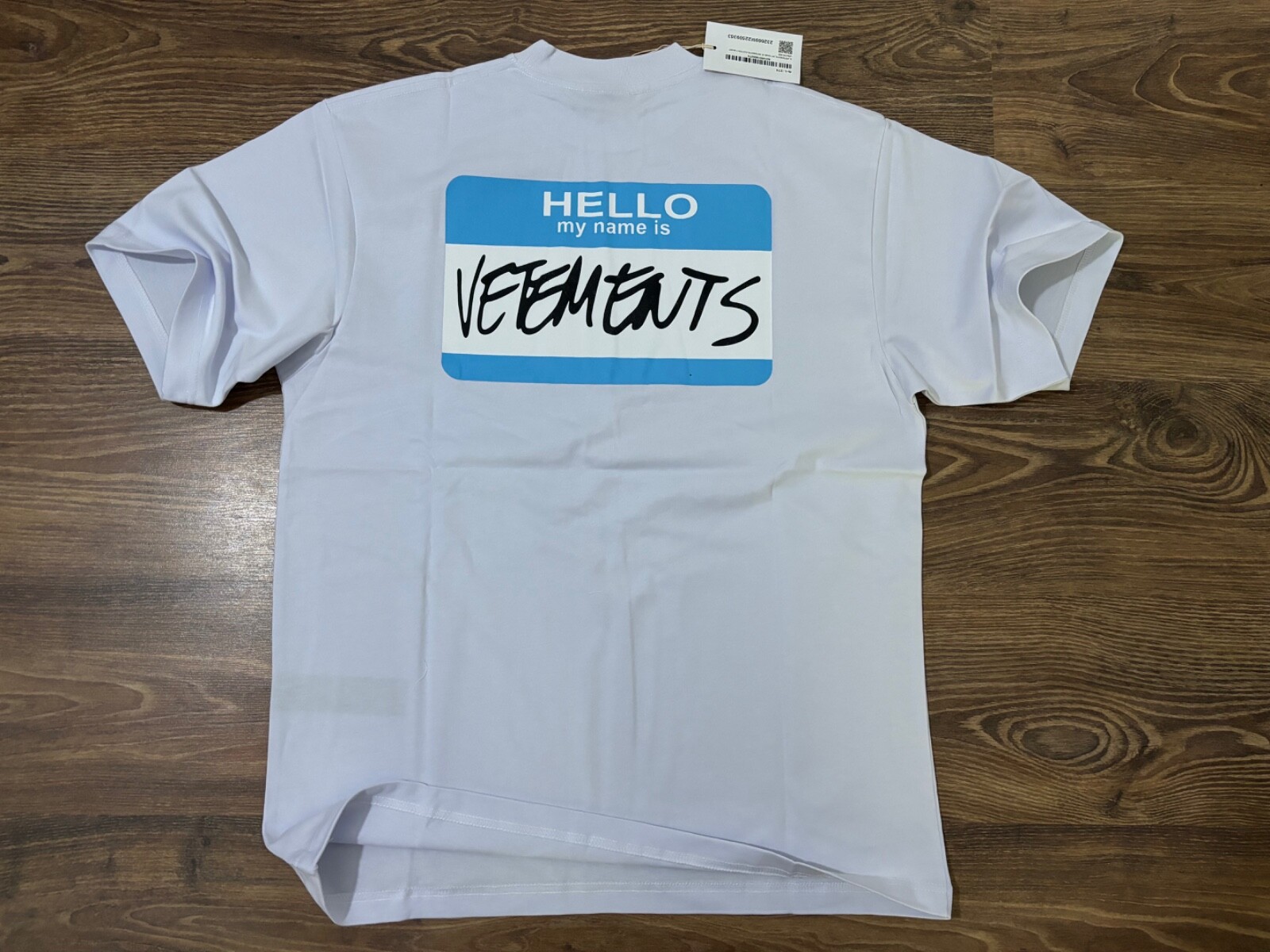 Vetements HELLO my name is シャツ Vetements Oversized 