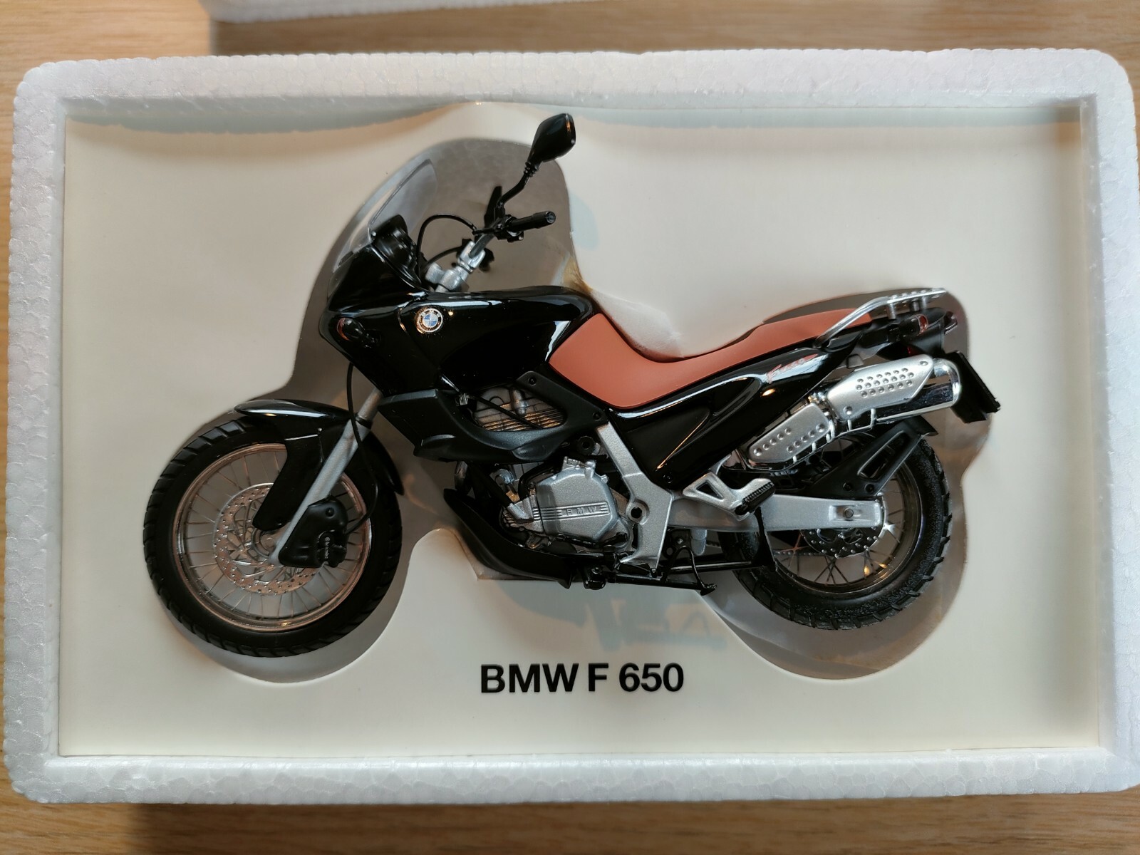 BMW 650 Black
