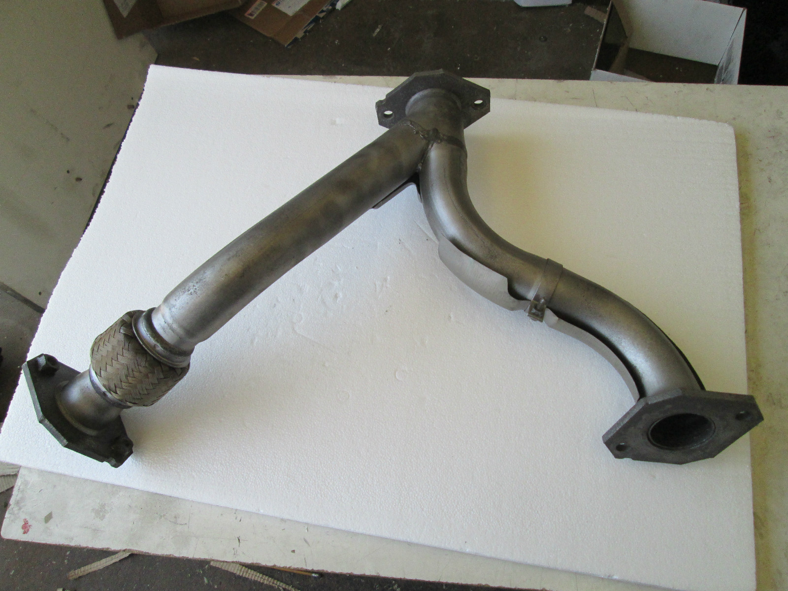 00 01 02 03 04 Isuzu Rodeo Middle Exhaust Muffler Pipe OEM (2 DOOR 3.2L