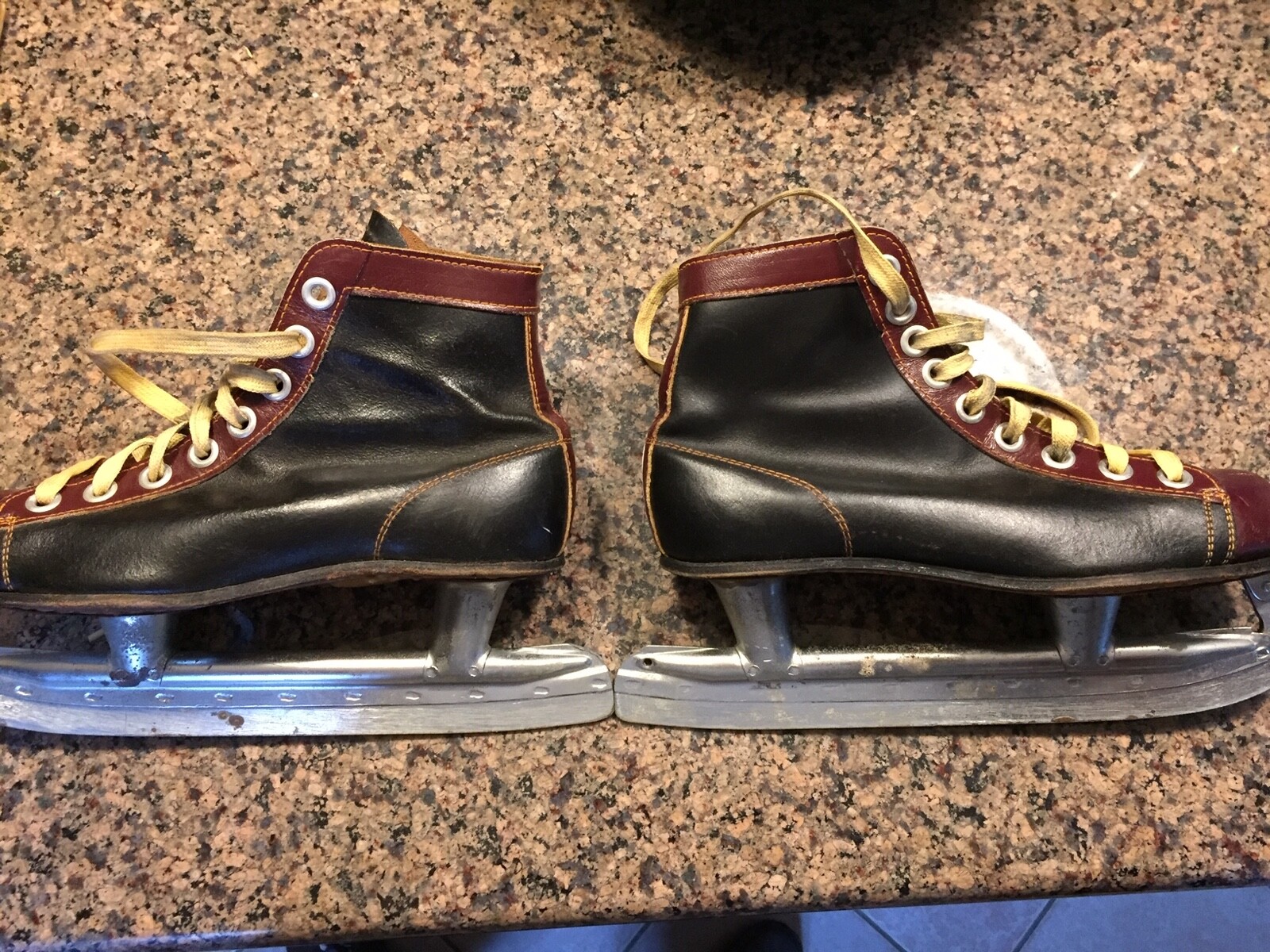 Vintage Indian Head Ice Skates, 1960s, Size 5, Men's Hockey