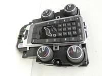Volvo V40 II 12-16 Bedienteil Bedienelement Heizung Klimabedienteil Radio Volvo V40 II 12-16 26.08.2013 31288107... Vorschau 4