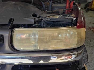 Used Left Headlamp Assembly fits: CHEVY SILVERADO 1500 Left 99 00 01 02