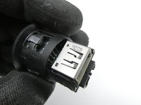 Peugeot 2008 I 16-19 USB AUX Buchse Audio Anschluss Eingang Peugeot 2008 I 16-19 30.06.2016 98007141XT 9800714177... Vorschau 4