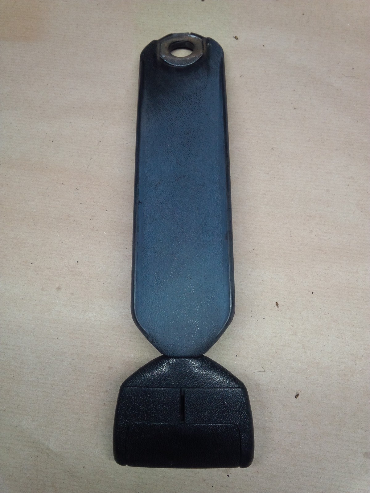 SEAT BELT GUIDE with SLOT x 1, Front Belt for Opel Monza 90046083 