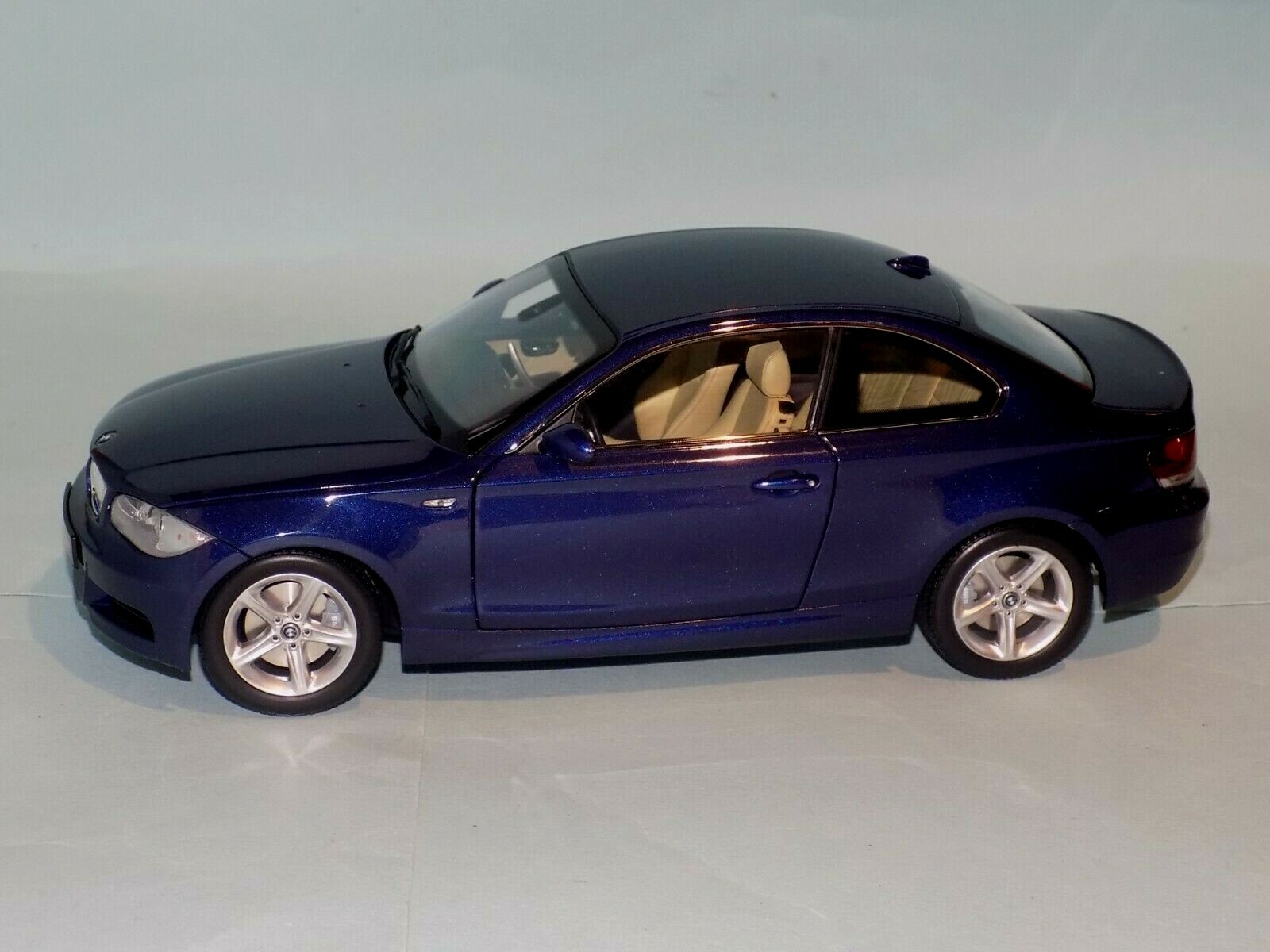 1/18 BMW E3系 1/18 BMW E3系