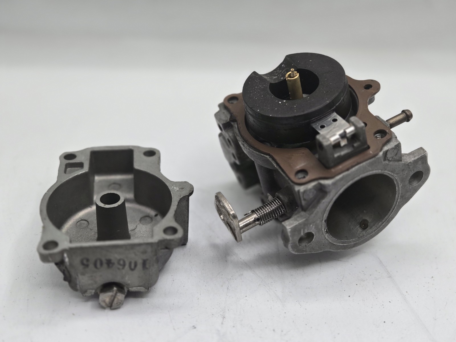 Johnson Evinrude OMC Carburetor 431983 432909 Carb Bowl 330503 REBUILDABLE