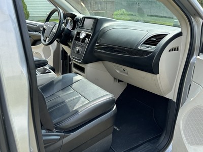 image 5 of interior