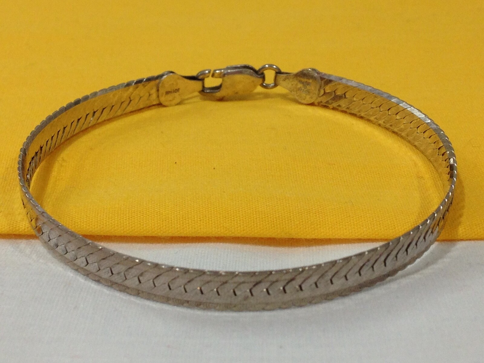 Vintage Italy 925 Milor Sterling Silver Herringbone Style Vintage Italy 925 Milor Sterling Silver Herringbone Style