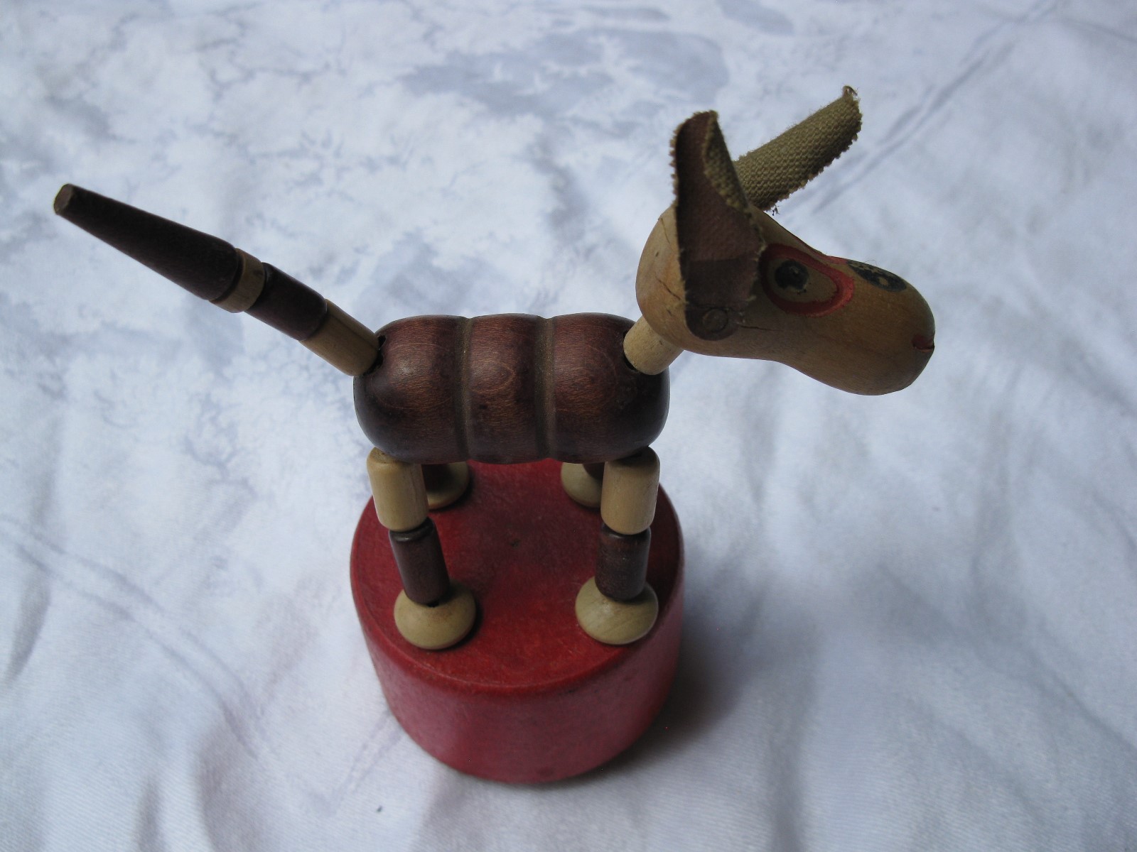 VINTAGE 1950s WOODEN PUSH PUPPET DOG (ROUND BASE) *SHIPS FREE 2 US!