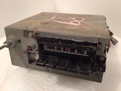 Mopar 1971 - 1974 B-Body AM Radio Chrysler Dodge Charger Solid State Bench OEM