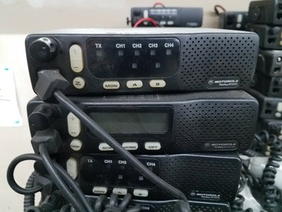 Motorola M1225 Two-way radios UHF 4 Channel 40W. Buy it now for 60.0