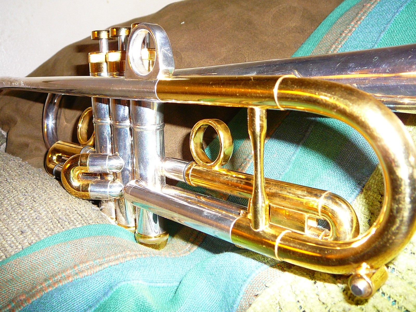Trumpet Taylor UK Magnum 46 b-flat Trumpet! good condition-absolutely no dents!