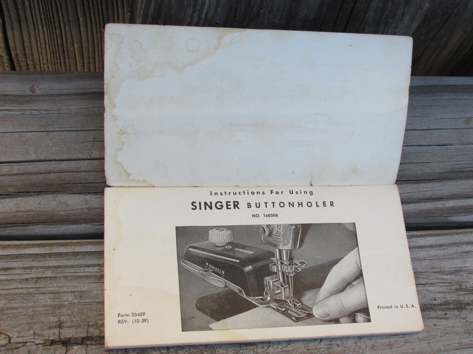 Vintage SINGER Sewing Machine Co. BUTTONHOLER Instruction Booklet No. 160506