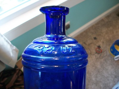 LARGE 32 OUNCE STAFFORD'S COBALT BLUE MASTER INK ODD PEENED OUT LINES 1890S