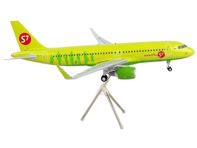 Airbus A320 Commercial Aircraft ''S7 Airlines'' Lime Green ''Gemini 200'' Series 1/2