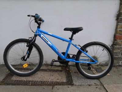 btwin Racing Boy iii 20"wheel bike - for 6 to 8 year old