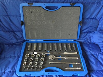 Armstrong #44-510 1/2 Inch Drive 31 Piece Metric Tool Set New Old Stock