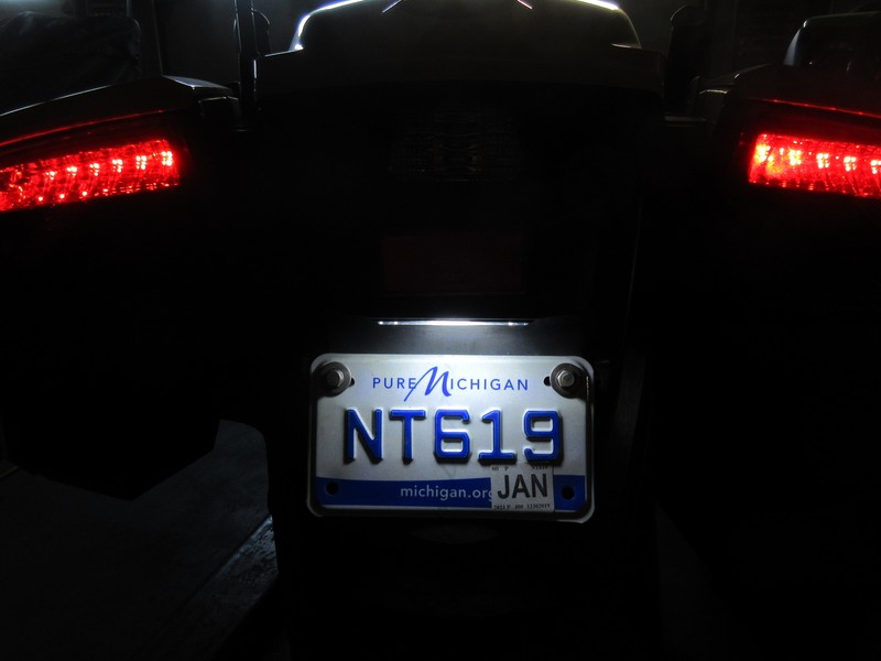 CAN-AM SPYDER F3 T LTD RT RT-S LED BRIGHT WHITE LICENSE PLATE