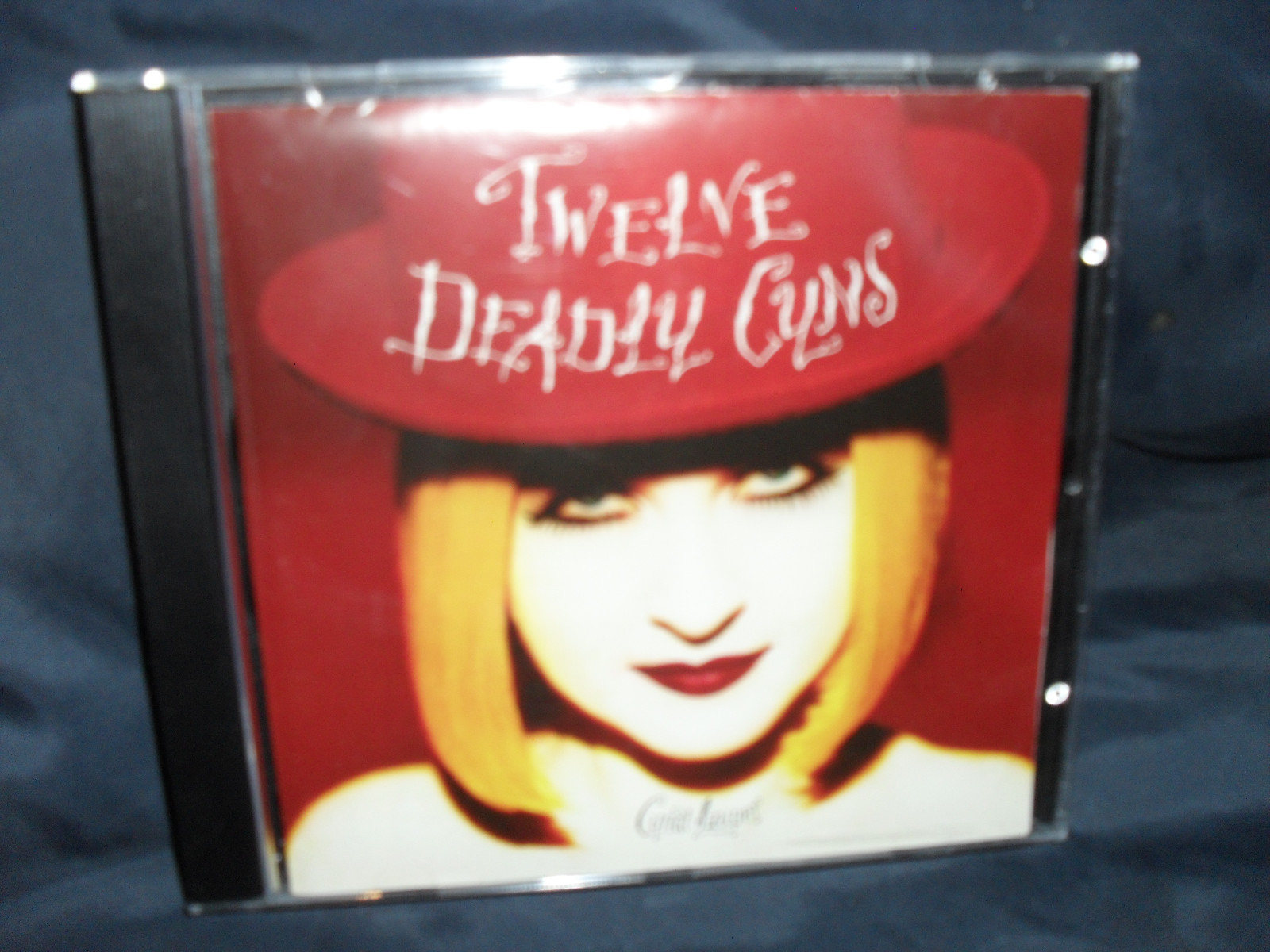 シンディ・ローパー　 \"ハヴ・ア・ナイス・ライフ\"クリアレッド&ホワイト限定盤 Cyndi Lauper - Merry ChristmasHave a Nice Life! [Clear