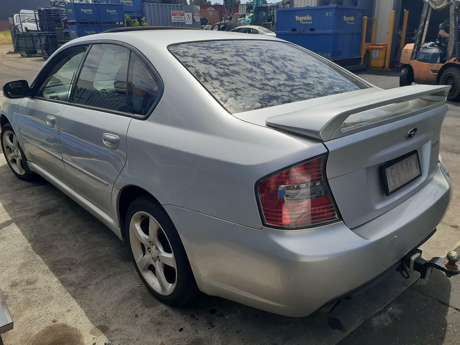 Subaru LIBERTY Left Taillight 4TH GEN Sedan 09/03-06/06 - thumbnail 4