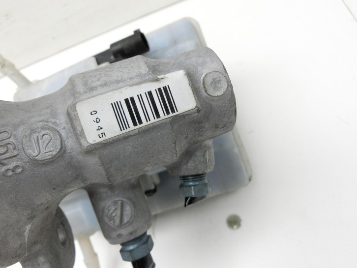 BMW X3 F25 10-14 Hauptbremszylinder Bremszylinder BMW X3 F25 10-14 24.01.2013 6857872 34336857872 gebraucht Vorschau 5
