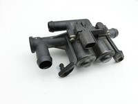BMW F11 520d 10-13 2,0 135KW Wasserventil Ventil Heizung BMW F11 520d 10-13 18.05.2012 64539119164 9119164... Vorschau 5