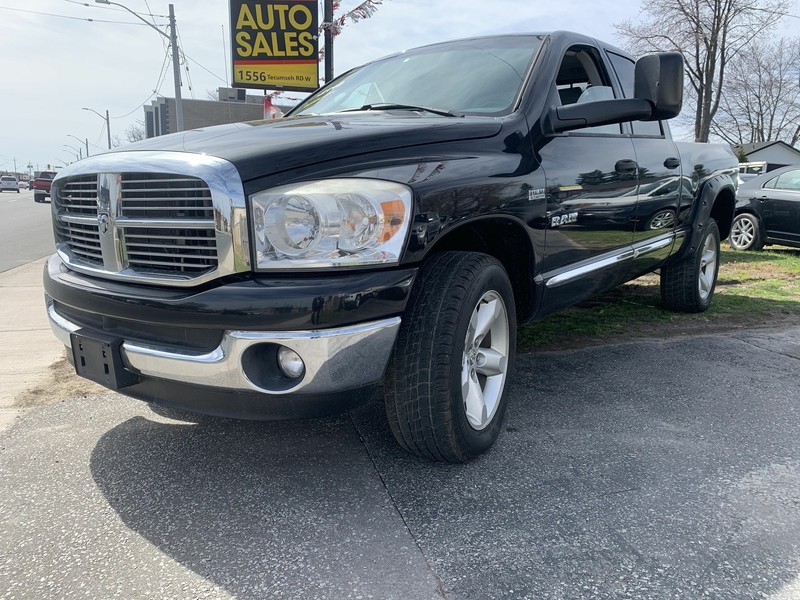 2008 Dodge RAM 1500 SXT Cars & Trucks Windsor Region Kijiji